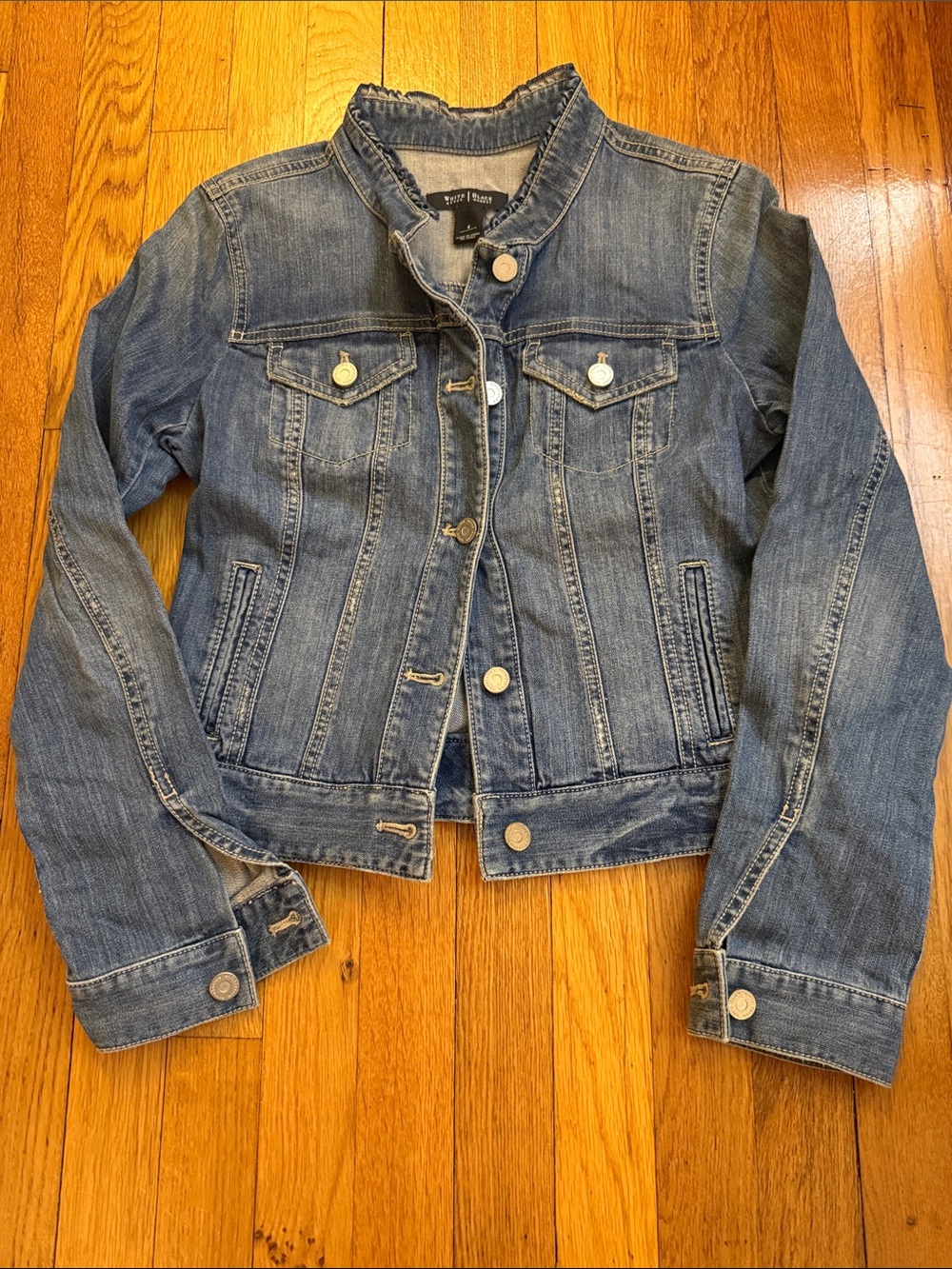 Forever 21 Women's Blue Denim Jacket